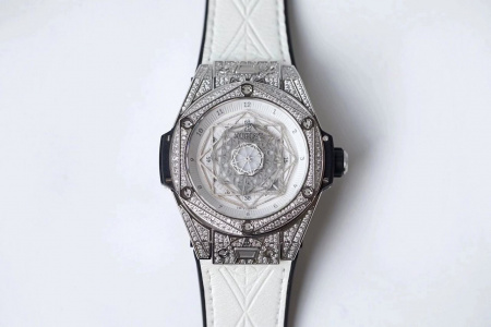 Hublot Big Bang Sang Bleu Titanium White Pave 45mm 415.NX.2027.VR.1704.MXM18