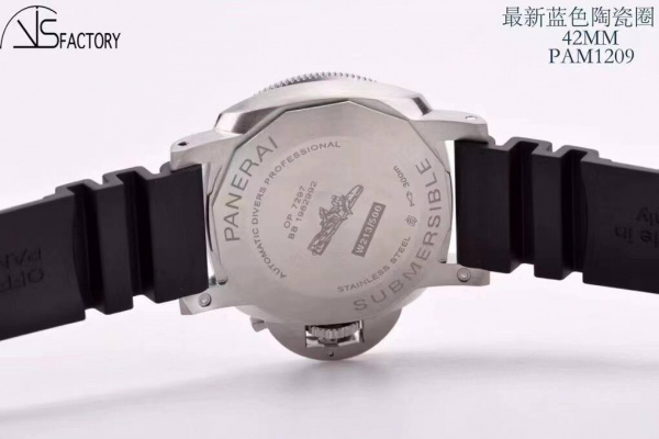 Panerai Submersible Azzurro 42 mm PAM01209