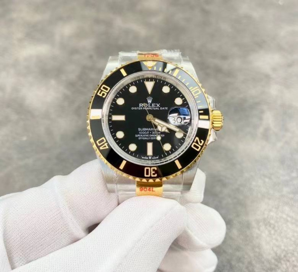Rolex Submariner Oyster Perpetual Date 41mm 126613LN-0002
