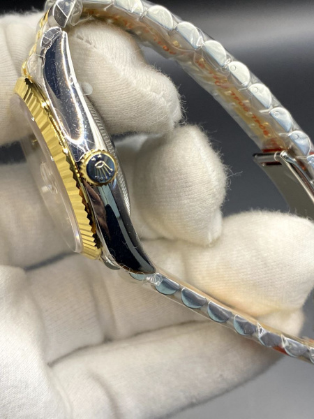 Rolex Datejust 36 Yellow Rolesor Fluted Bezel Jubilee 126233