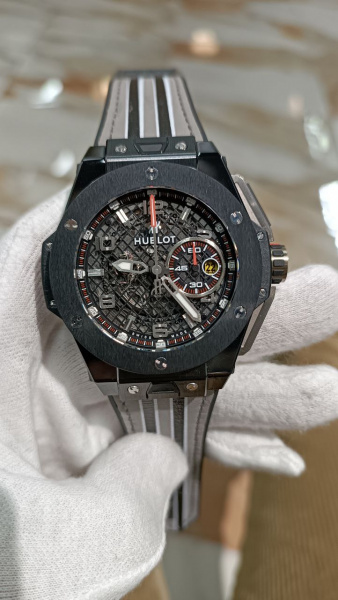 Hublot Big Bang Unico 45 mm Big Bang Ferrari 2015 Grey ceramic 401.FX.1123.VR