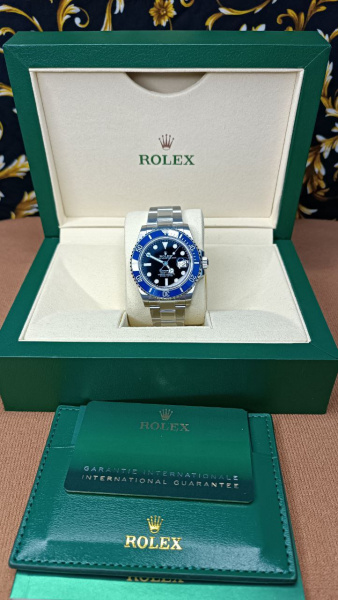 Rolex Submariner Oyster Perpetual Date 41mm 126619LB-0003