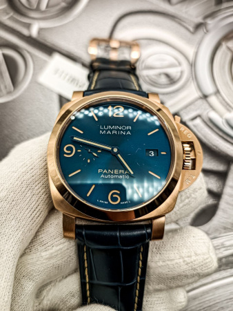 Officine Panerai Luminor Marina Goldtech 44mm PAM01112
