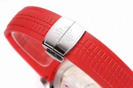 Patek Philippe Aquanaut Automatic 5168G Red