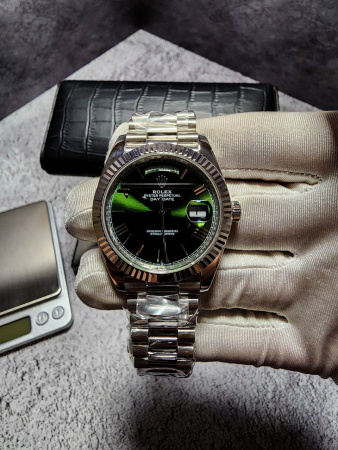 Золотые 750 пробы Rolex Day-Date 40mm 228239