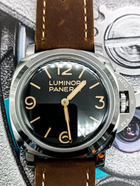 Officine Panerai Luminor 1950 3 Days Limited Edition 3000 PAM00372