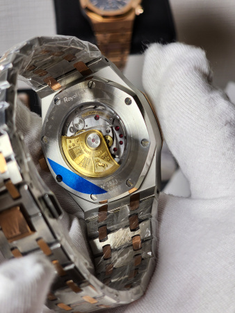 Audemars Piguet Royal Oak Automatic II 15400SR.OO.1220SR.01