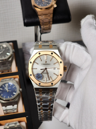 Audemars Piguet Royal Oak Automatic II 15400SR.OO.1220SR.01