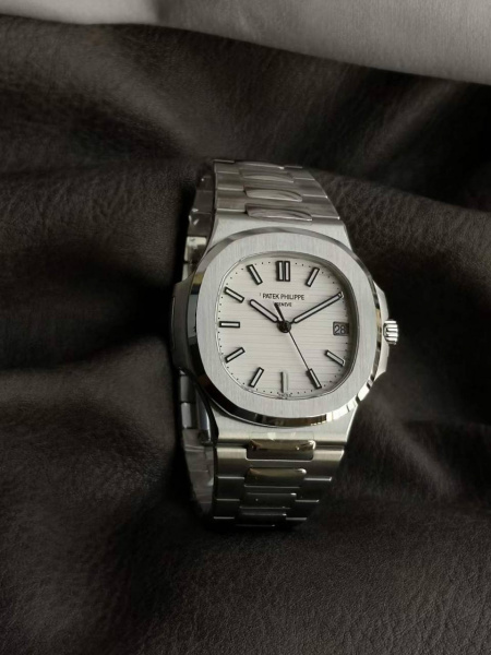 Patek Philippe Nautilus 5711/1A-011
