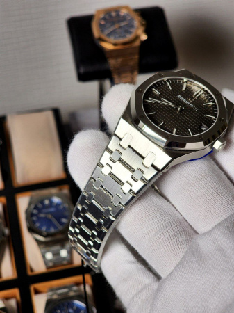 Audemars Piguet Royal Oak Selfwinding II 15500ST.OO.1220ST.02