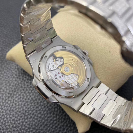 Patek Philippe Nautilus 5719/1G-001