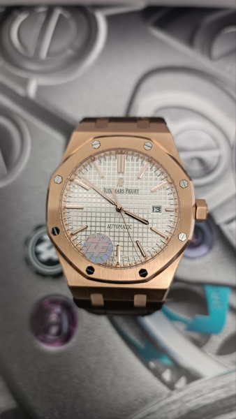 Audemars Piguet Royal Oak Automatic II 15400OR.OO.D088CR01