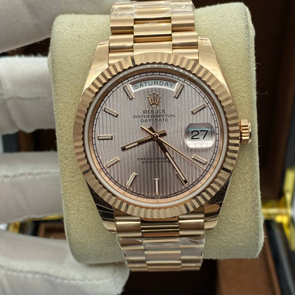 Rolex Day-Date 40mm 228235