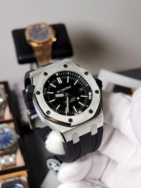 Audemars Piguet Royal Oak Offshore Diver 15703ST.OO.A002CA.01