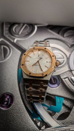 Audemars Piguet Royal Oak Automatic II 15400SR.OO.1220SR.01