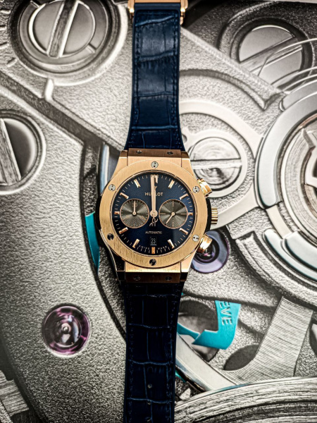 Hublot Classic Fusion Blue Chronograph King Gold 42mm 541.OX.7180.LR