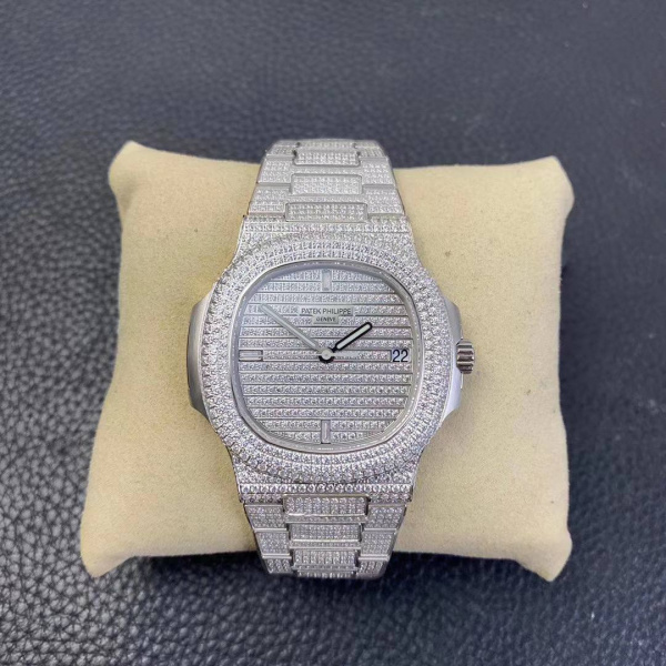 Patek Philippe Nautilus 5719/1G-001
