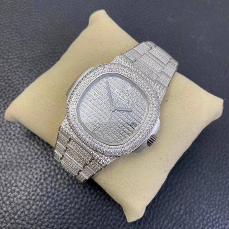 Patek Philippe Nautilus 5719/1G-001