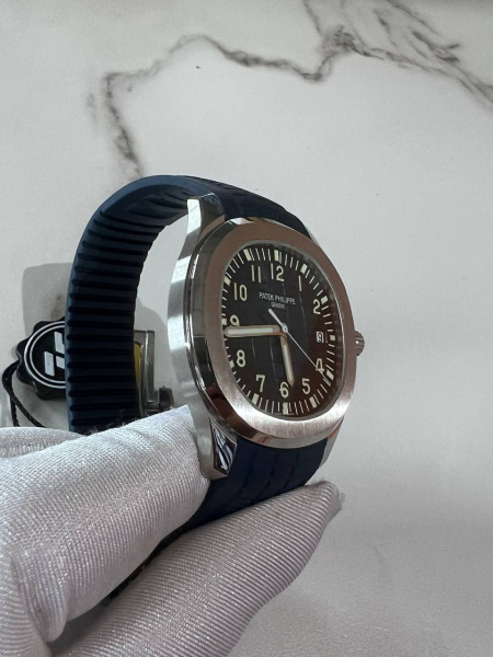 Patek Philippe Aquanaut 5168G-001
