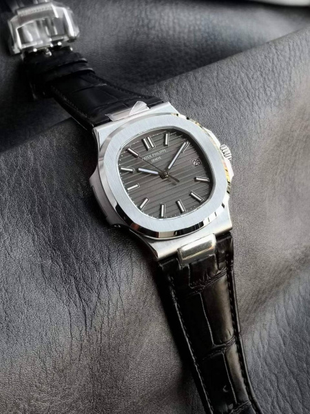 Patek Philippe Nautilus 5711-G/001