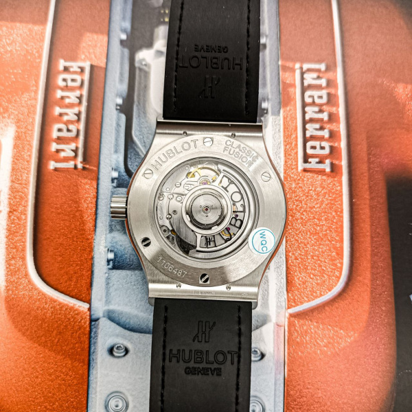 Hublot Classic Fusion Titanium Full Pave 42mm 565.NX.9010.LR.1704
