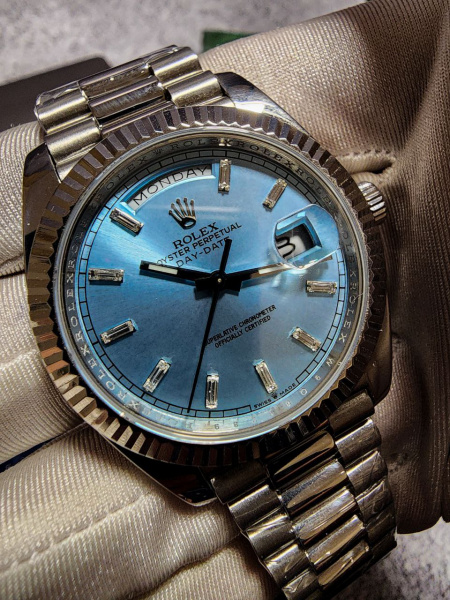 Золотые платина 950PT пробы Rolex Day-Date 40mm 228396TBR