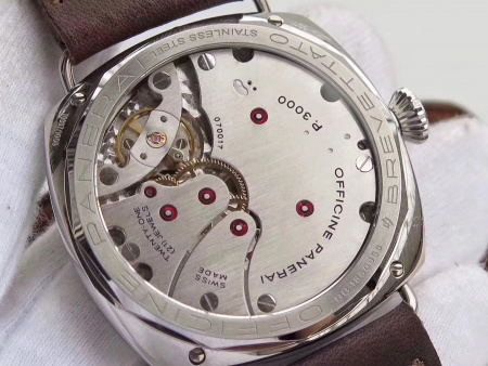 Panerai Radiomir PAM 685 Watch with Leather Bracelet and Stainless Steel Bezel