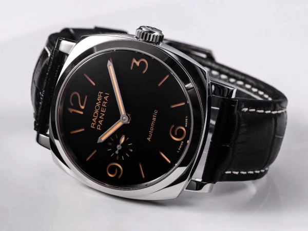 Panerai Radiomir Automatic Black Dial 45mm PAM00572