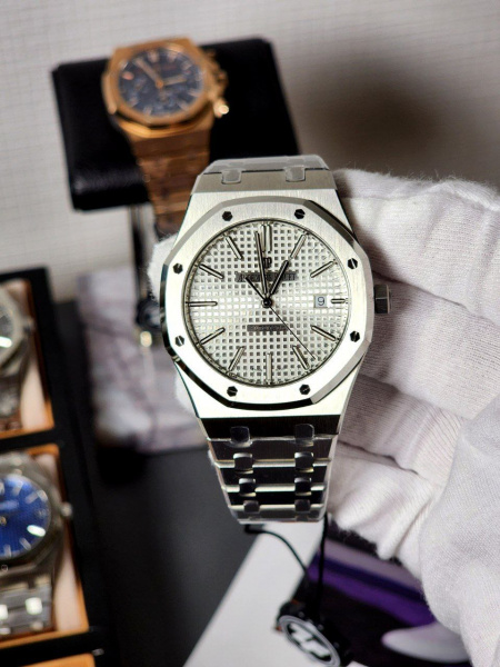 Audemars Piguet Royal Oak Automatic II 15400ST.OO.1220ST.02