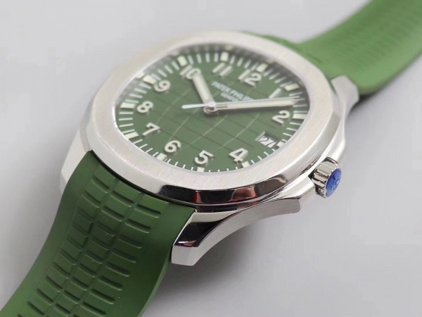 Patek Philippe Aquanaut 5168G-001