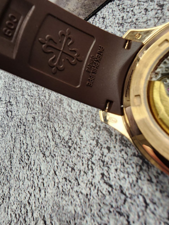 Patek Philippe Aquanaut 5167R-001 из розового золота au750 пробы 