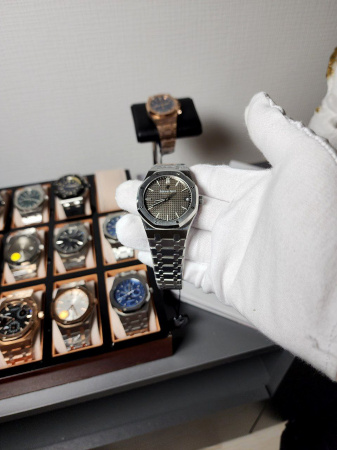 Audemars Piguet Royal Oak Selfwinding II 15500ST.OO.1220ST.02