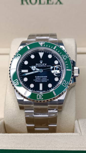 Rolex Submariner Oyster Perpetual Date 41mm 126610LV-0002
