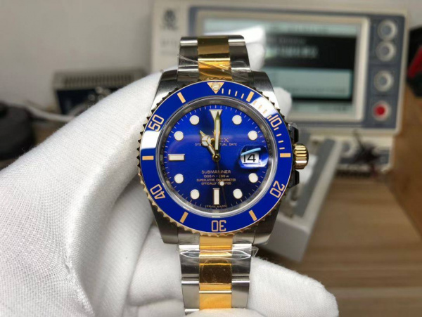 Rolex Submariner Date 116613LB
