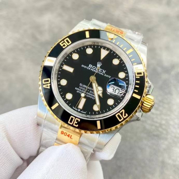 Rolex Submariner Oyster Perpetual Date 41mm 126613LN-0002