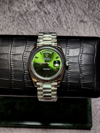 Золотые 750 пробы Rolex Day-Date 40mm 228239